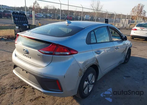 2020 Hyundai Ioniq Hybrid Blue z USA, uszkodzony, nr VIN KMHC65LC2LU241789